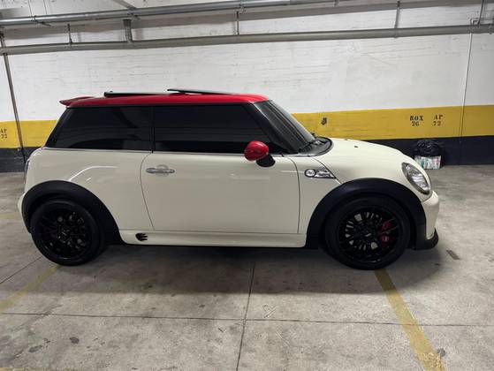 MINI COOPER 1.6 S JOHN COOPER WORKS 16V TURBO GASOLINA 2P AUTOMATICO MINI COOPER 1.6 S JOHN COOPER WORKS 16V TURBO GASOLINA 2P AUTOMATICO